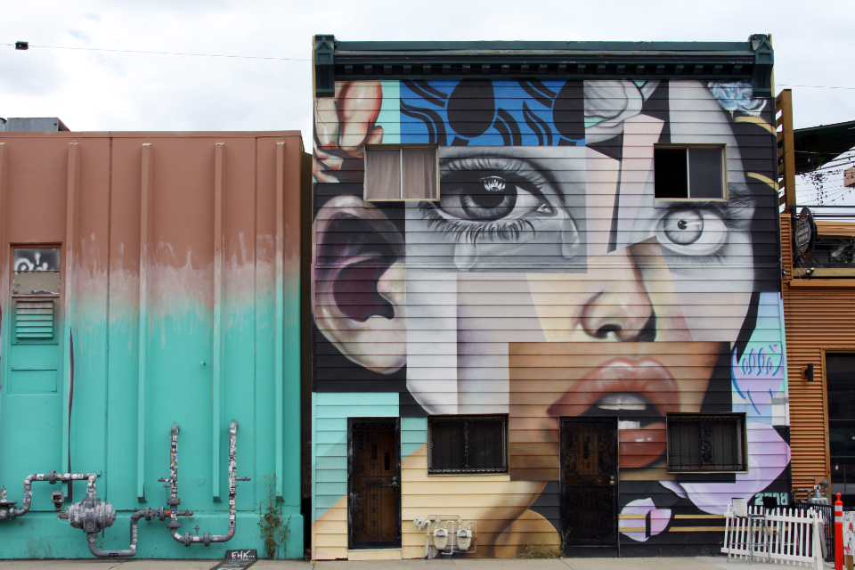 colorful-graffiti_5JJD8YWR1C.jpg