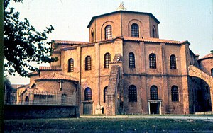 300px-San_Vitale_Ravenna.jpg