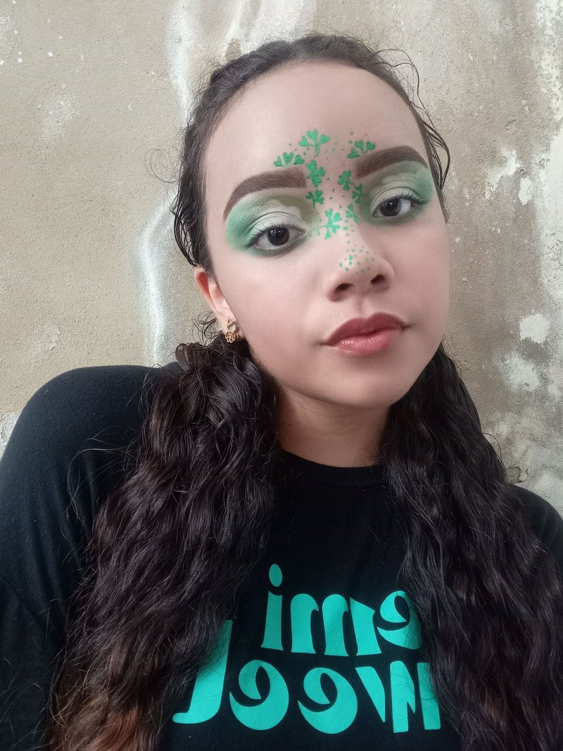Maquillaje Trebol.jpg