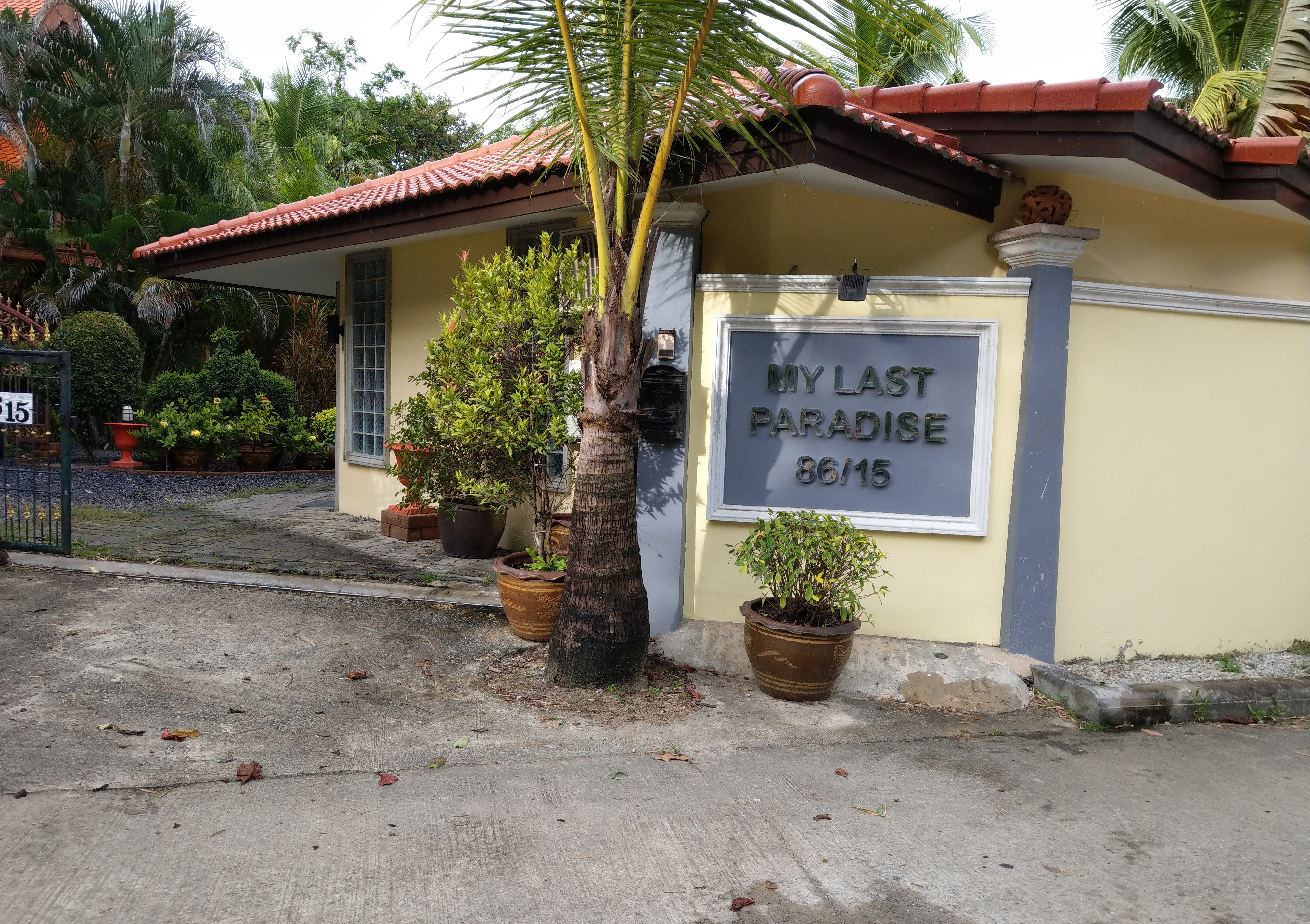 Last_Paradise.jpg
