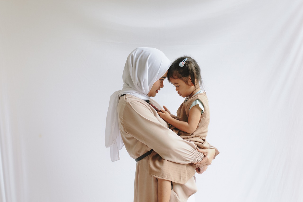 motherhood-6886538_1280.jpg