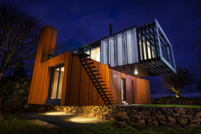 Patrick-Bradley-Architects-Grillagh-Water-Container-house-ireland-Grand-Designs-Irish-Architecture-exciting-1-TNI.jpg