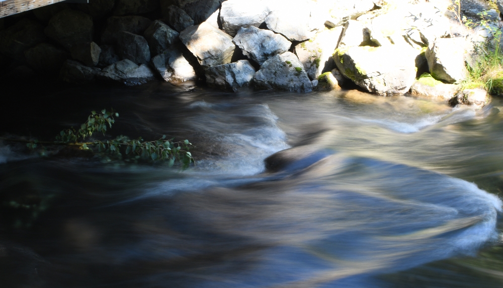 211 flowing water slow.jpg