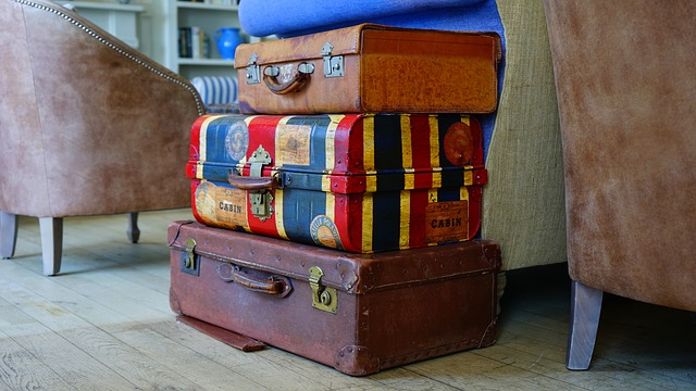 luggage-1436515_640.jpg