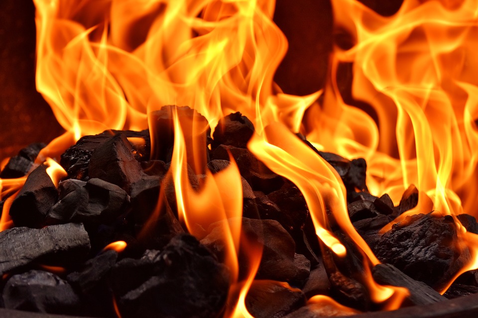 fire-2900588_960_720.jpg