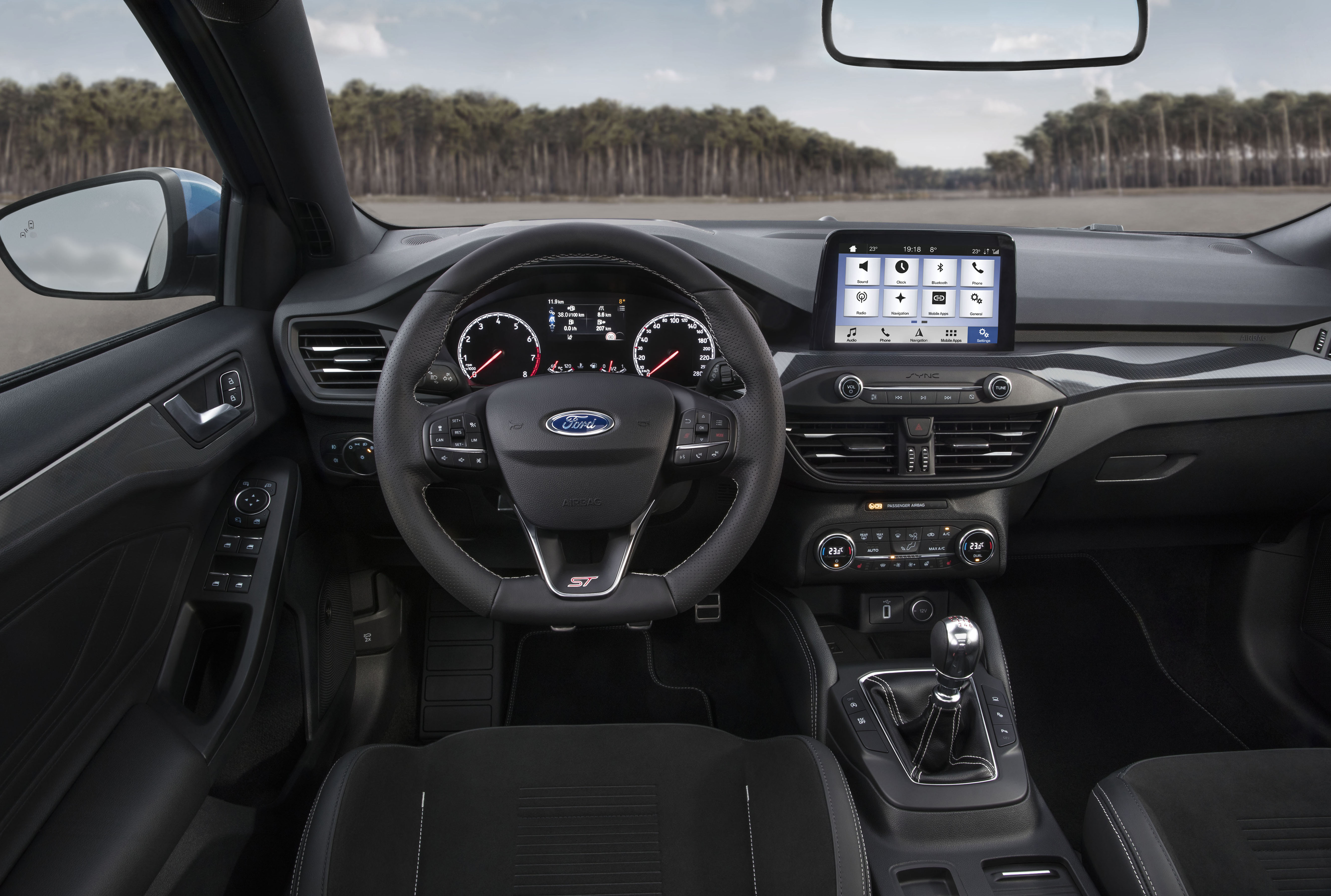 FordFocusST_2019_7.jpg