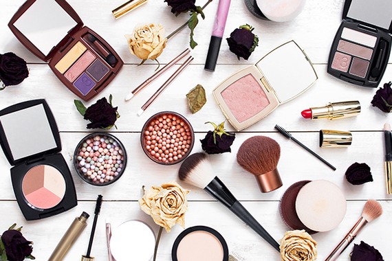 Premium Cosmetics Market1.jpeg