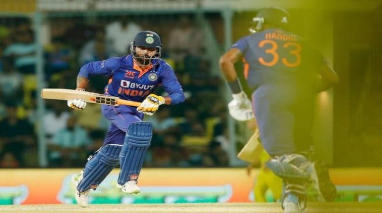 Ravindra-Jadeja-and-Hardik-Pandya-during-the-India-Australia-ODI-series-in-March-2023-Photo-via-Twitter-ICC-653x435.jpg