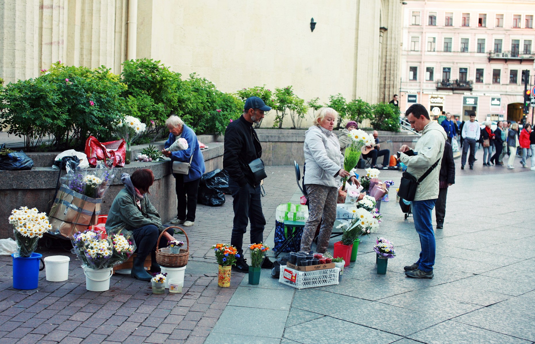 wed_3054_market.jpg