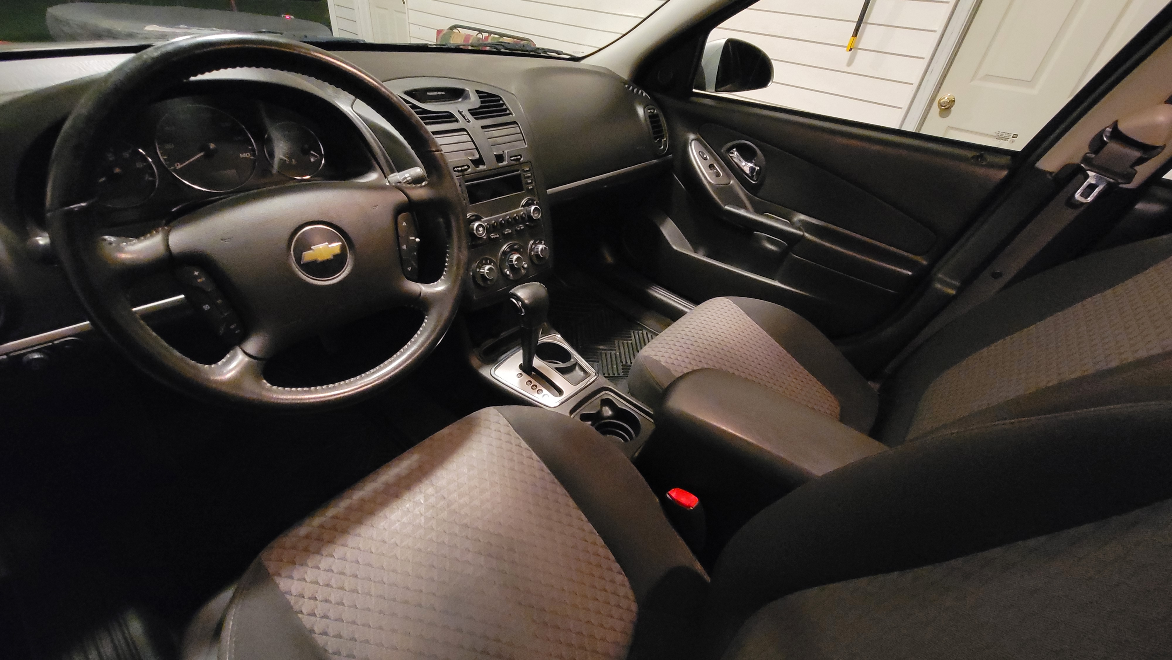 I finally bought a new car.