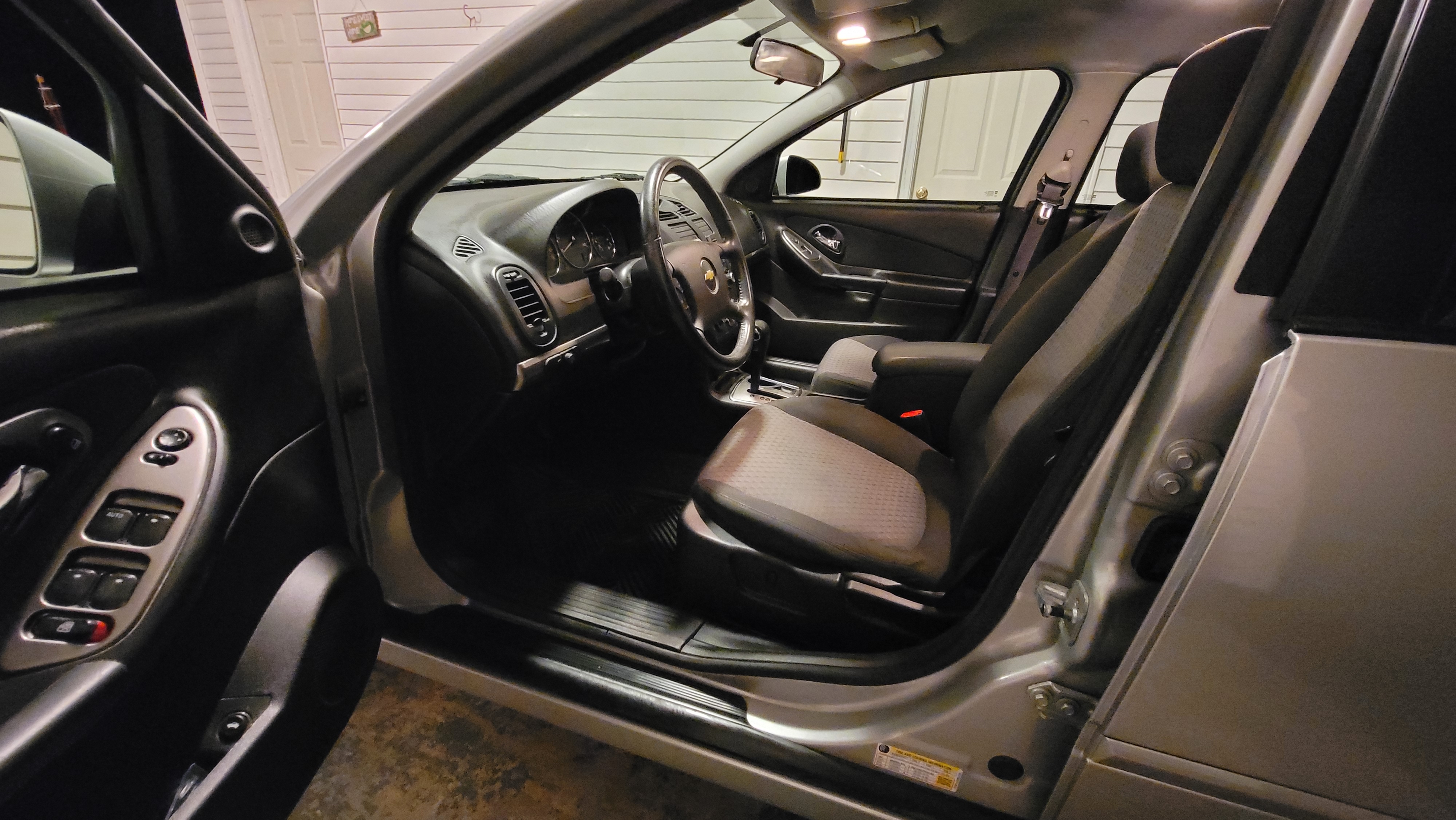 I finally bought a new car.