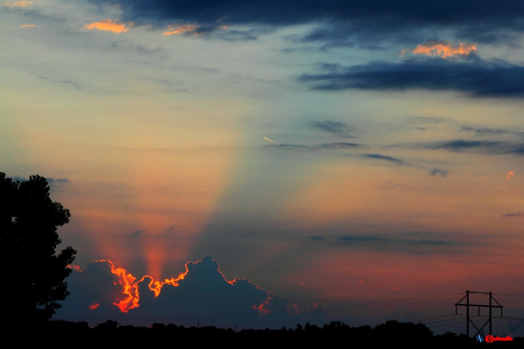 dawn sunrise clouds silhouettes silhouetted colorful SR0125.JPG