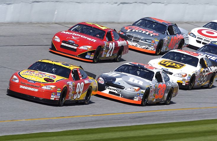 race-78118__480.jpg