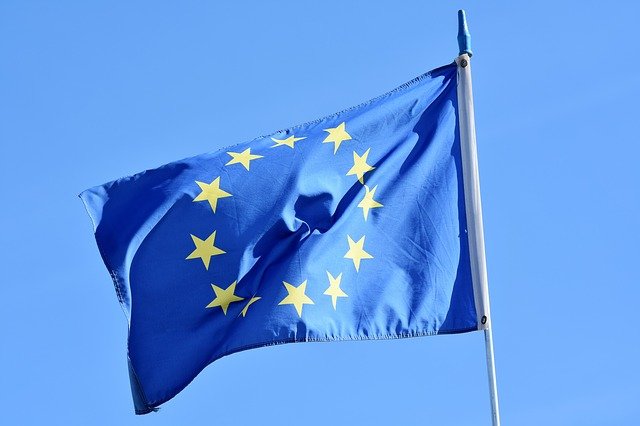 flag-3370970_640.jpg