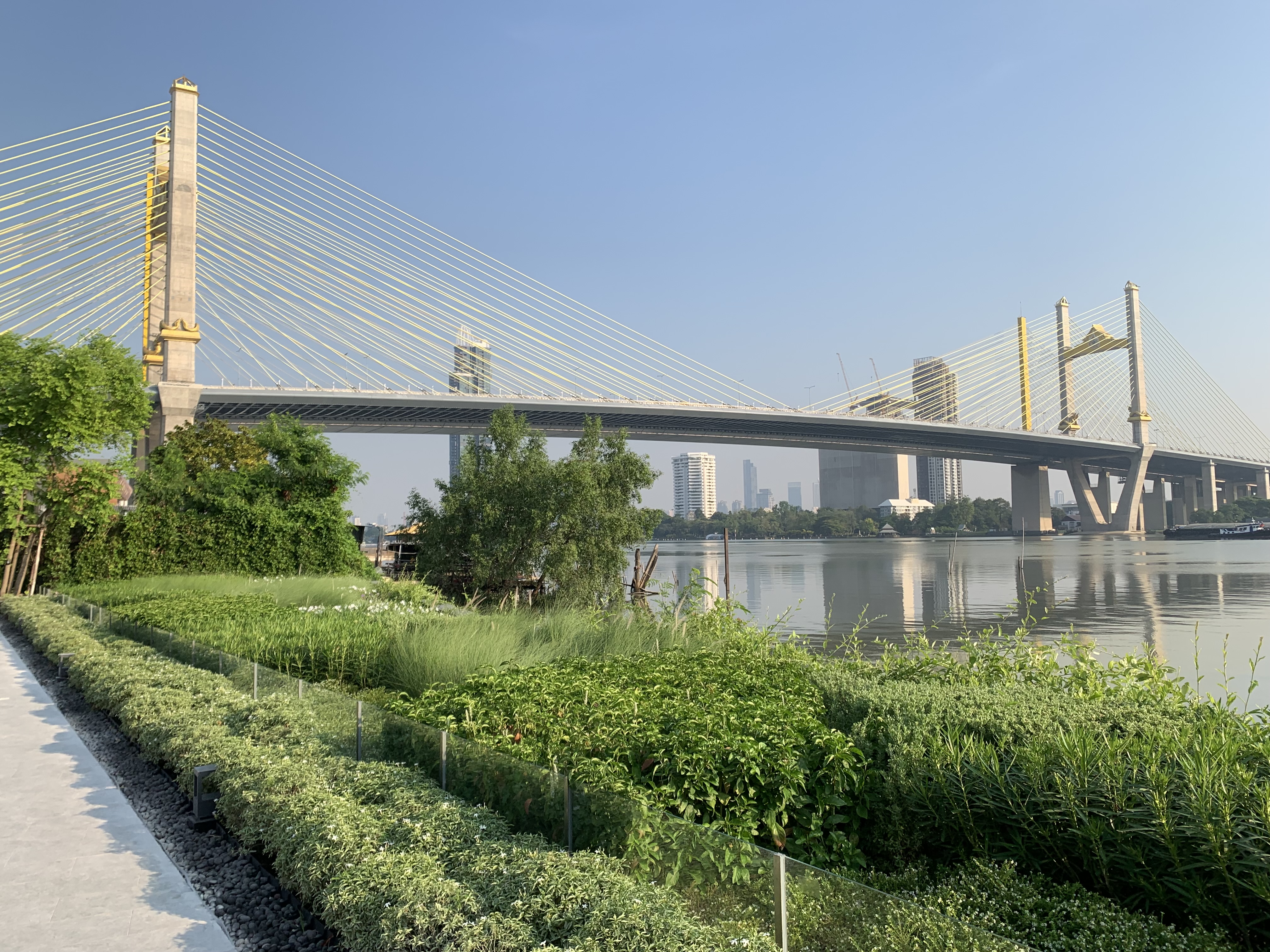 Chao Phraya River8.jpg