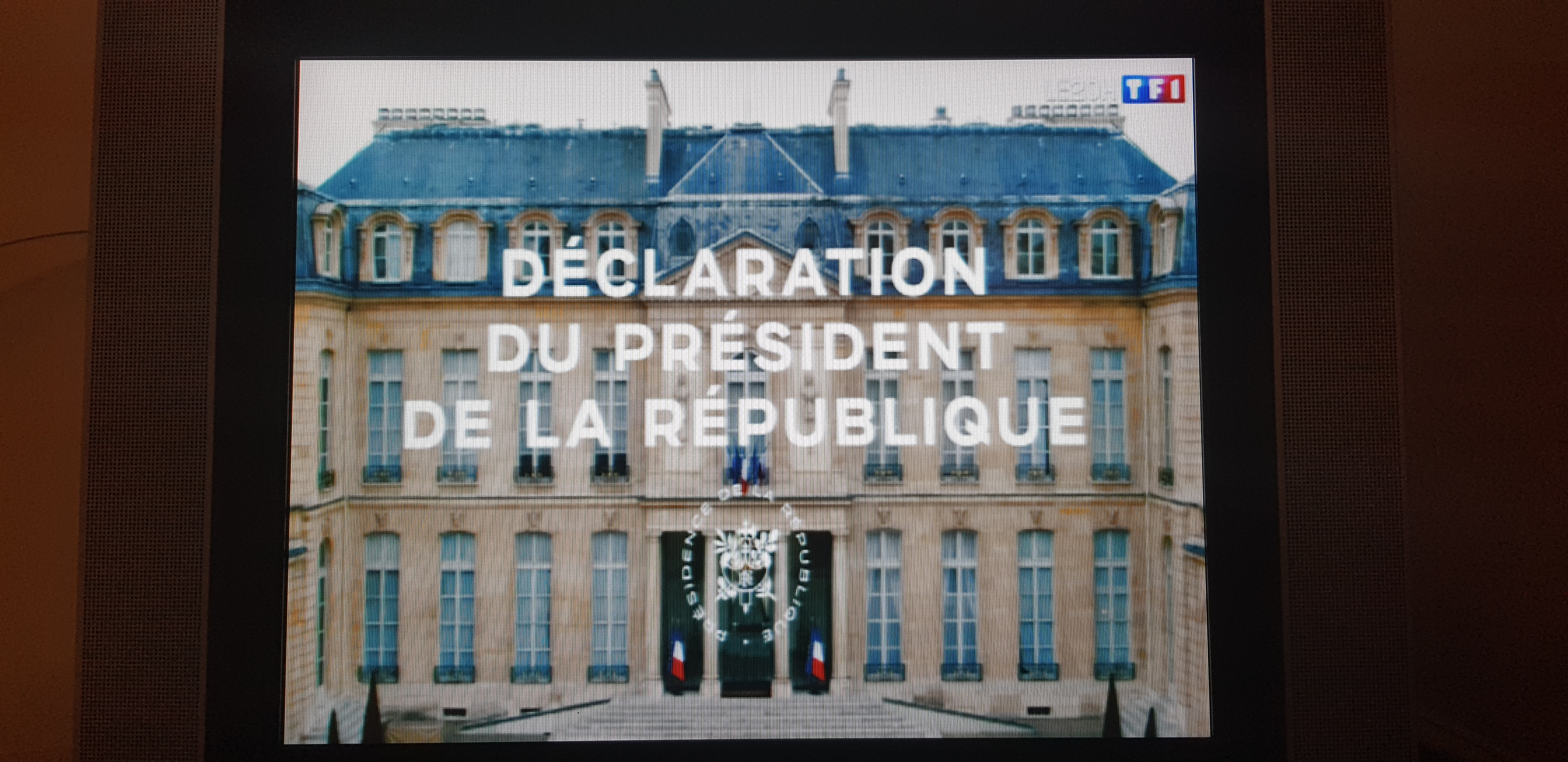 [Covid-19]프랑스  대통령 TV 특별 연설