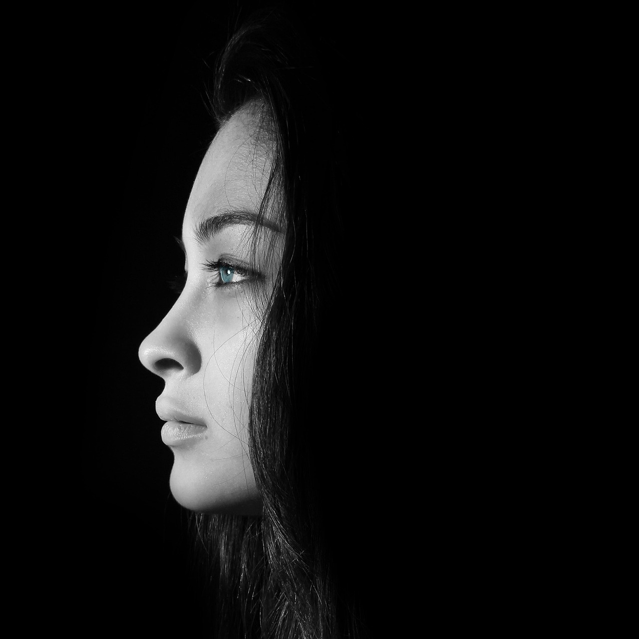 woman-6212065_1280.jpg