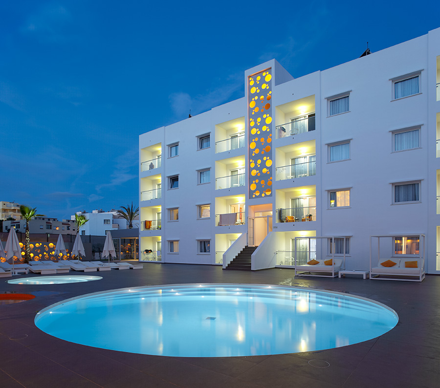 Sun Apartments 002.jpg
