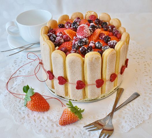 strawberry-pie-3140004__480.jpg
