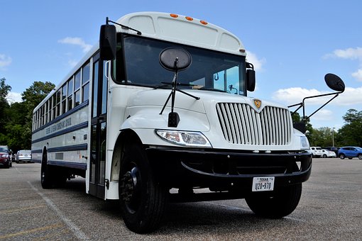 charter-bus-3316652__340.jpg