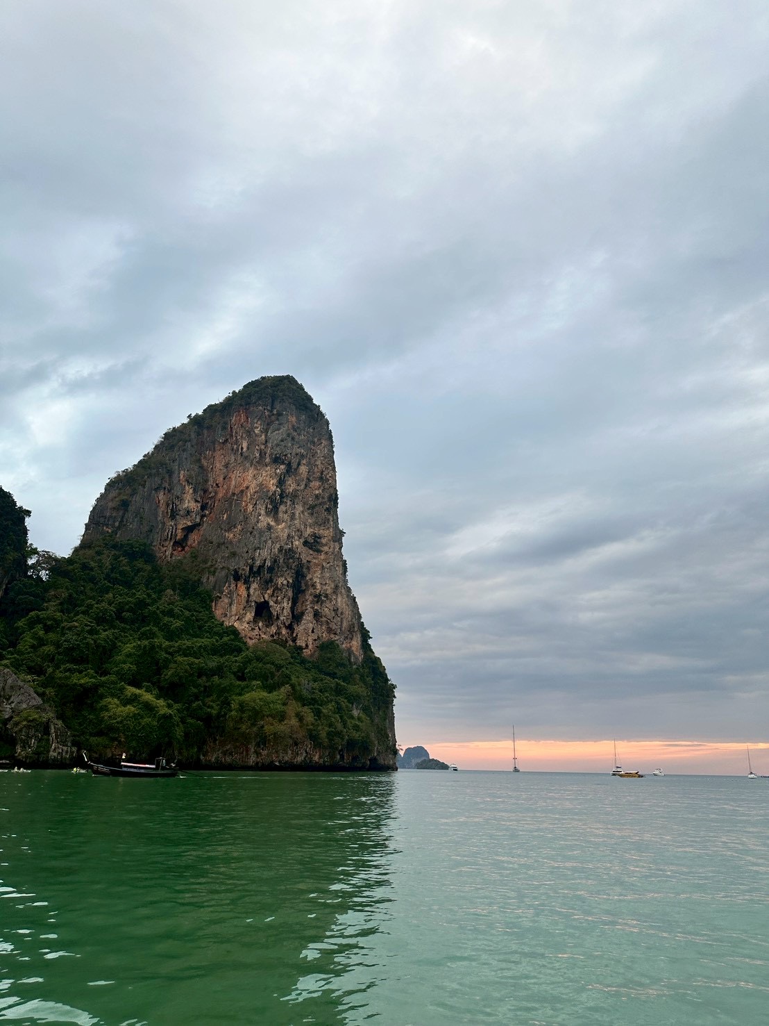 Railay Beach26.jpg