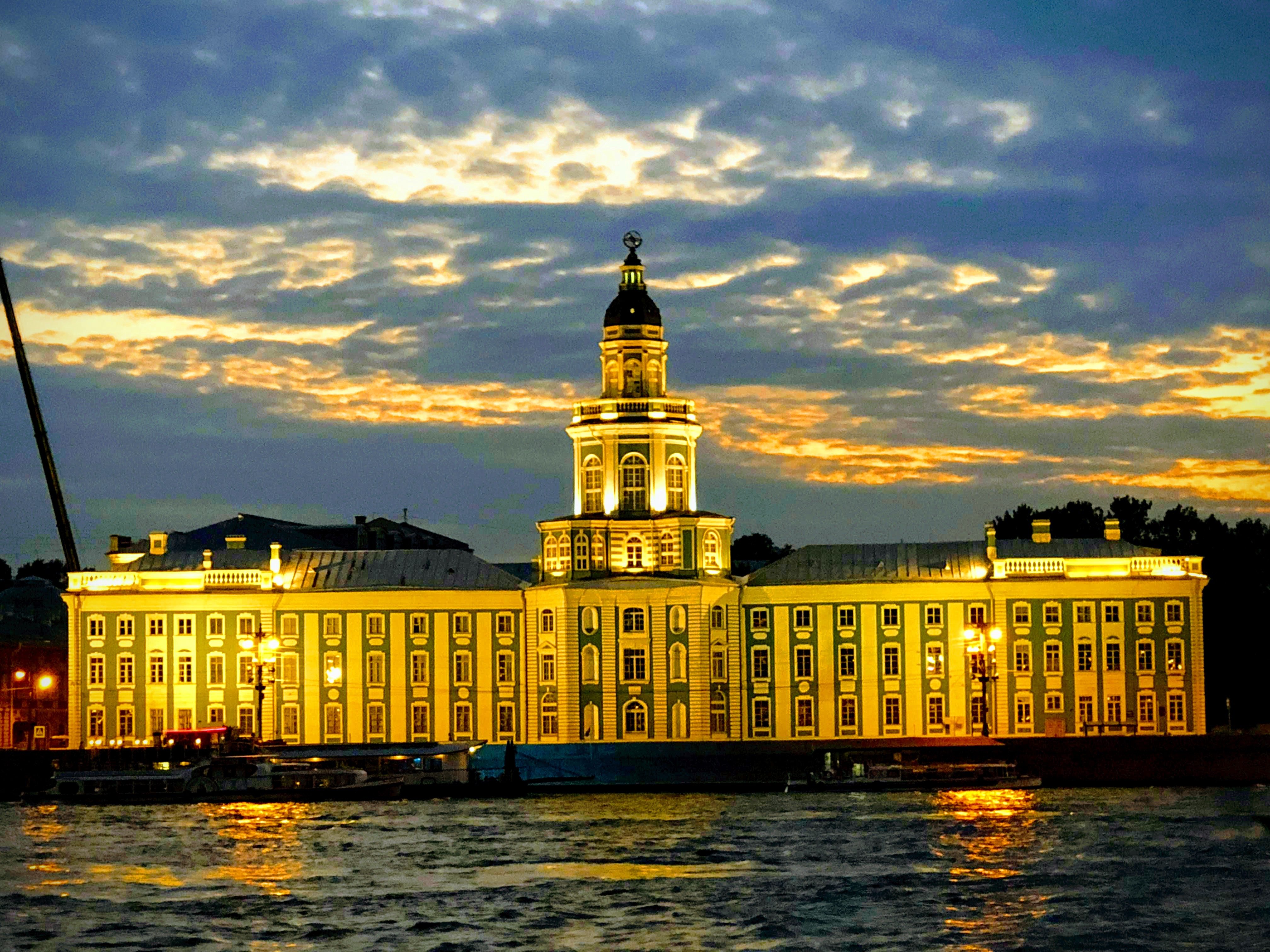 Первый русский музей