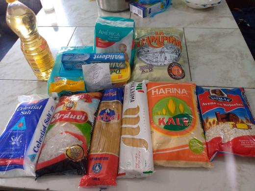 Food Donation 32-2.jpg