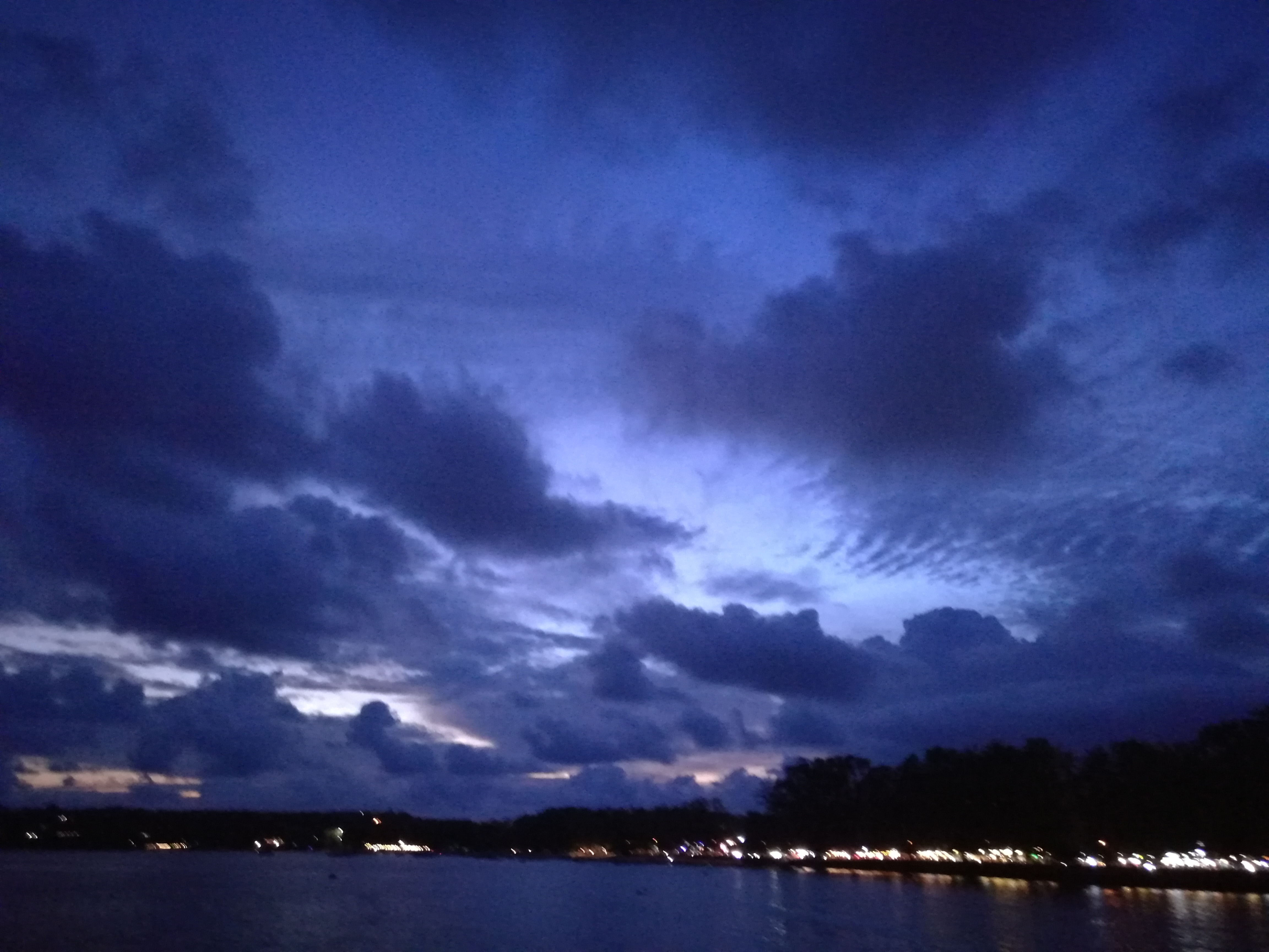 Rawai_Himmel.jpg