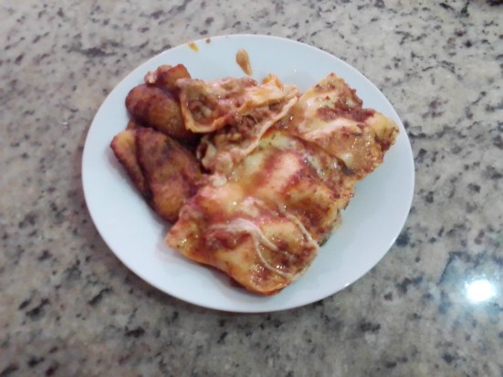 almuerzo100222.jpg