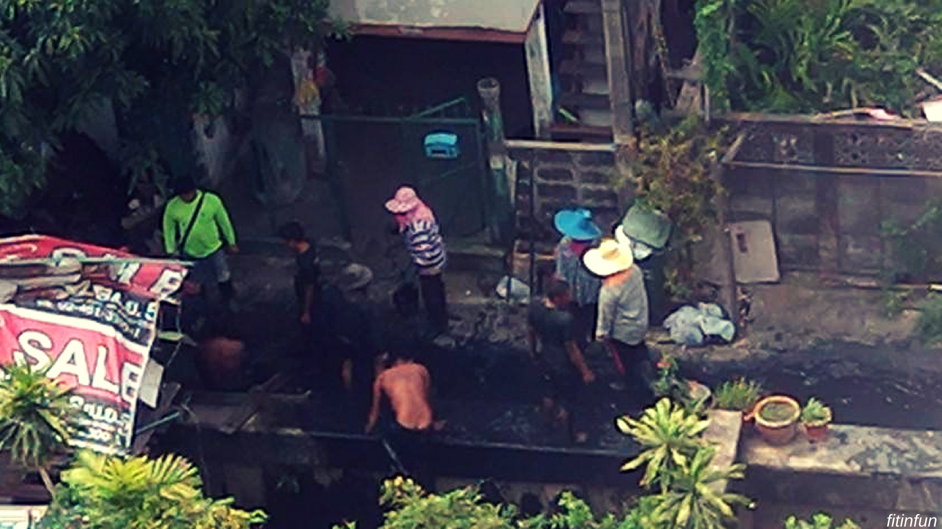 canal cleaning Bangkok thailand fitinfun.jpg