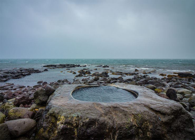 Grotta-Hot-Pool-Iceeland.-Photo-by-Jonathan-Walters-740x533.jpg