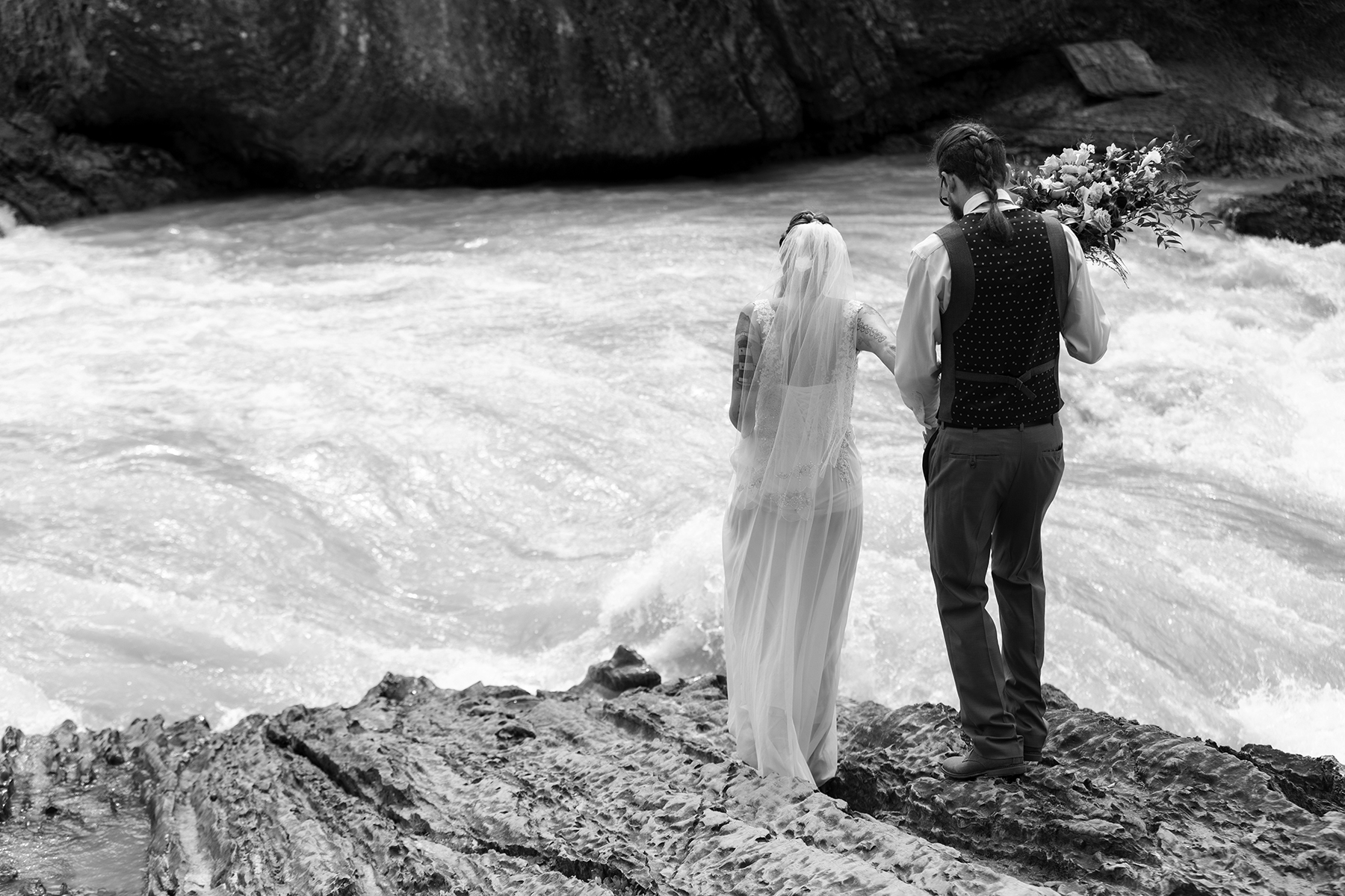 1Hailey.Cody.0009.BW.jpg