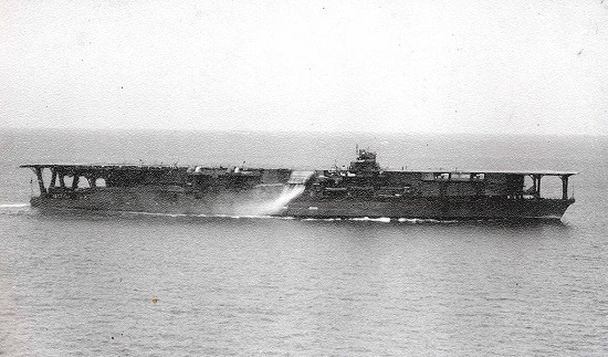1024px-Japanese_Navy_Aircraft_Carrier_Kaga_res.jpg