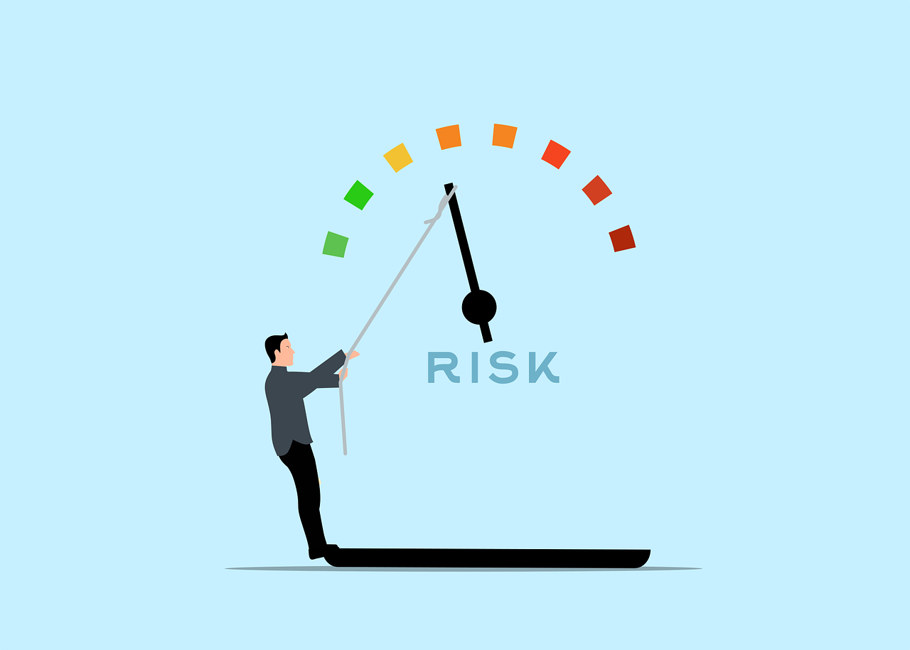 risk-7628950_1280 (1).png