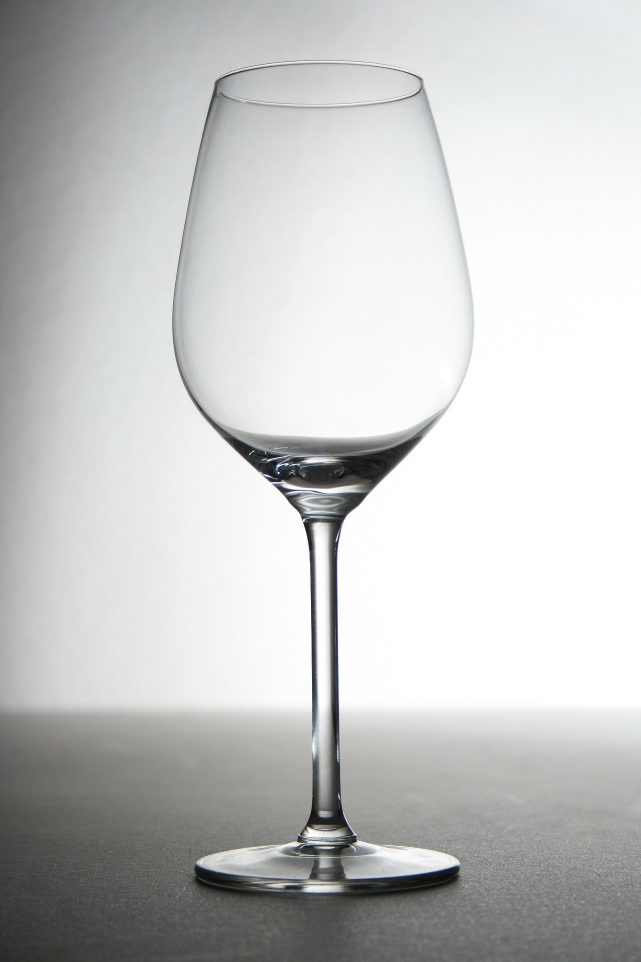 wine-224039_1920.jpg