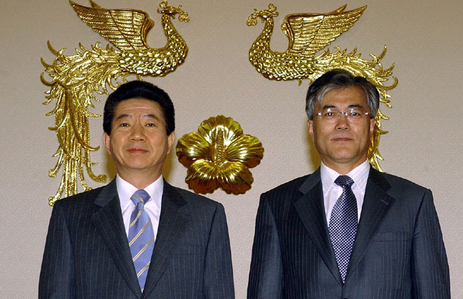 노무현 정권과 문재인 정권 비교