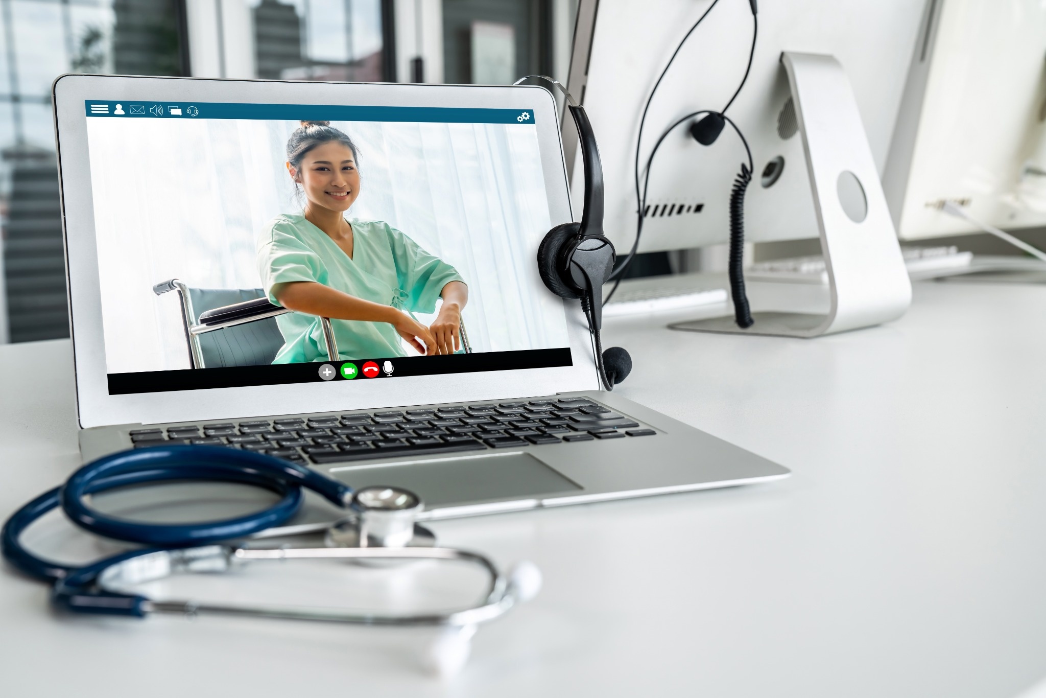 telemedicine-video-call_resized.jpg
