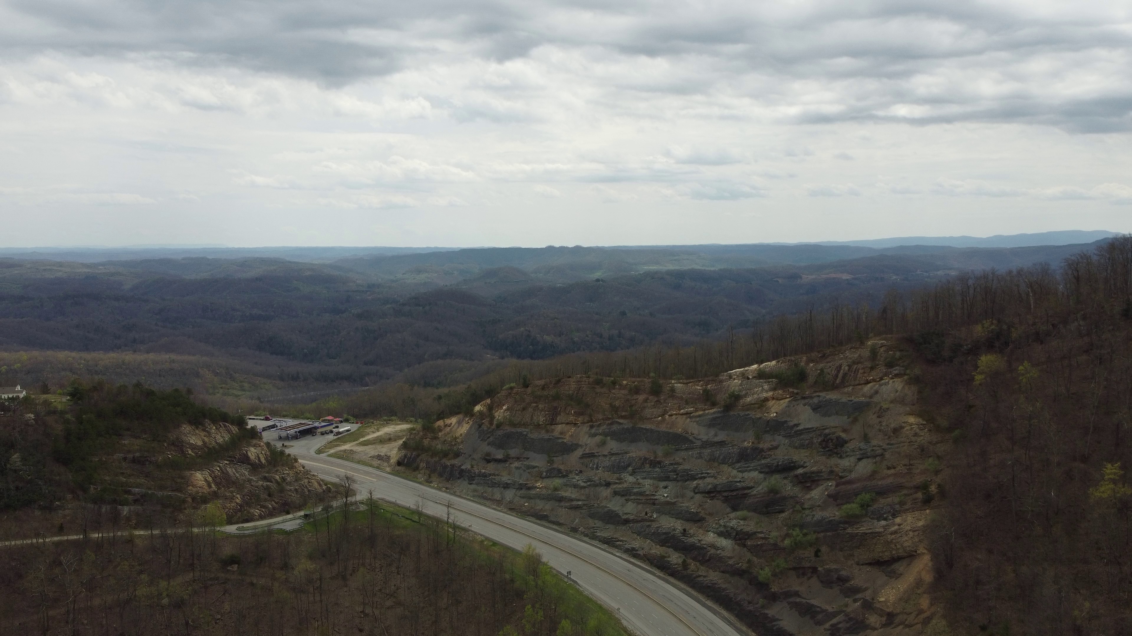 vlcsnap-2021-04-14-15h53m07s782.jpg
