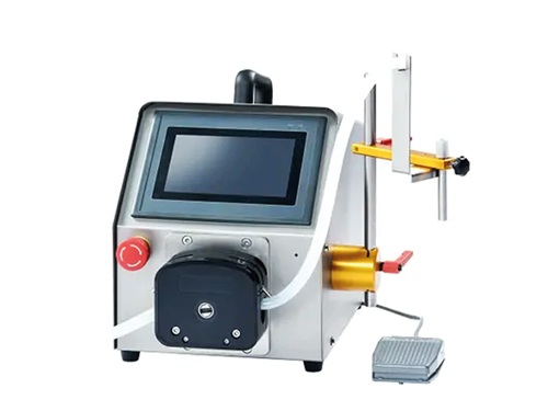 electronicfillingmachinefor essentialliquid.jpg