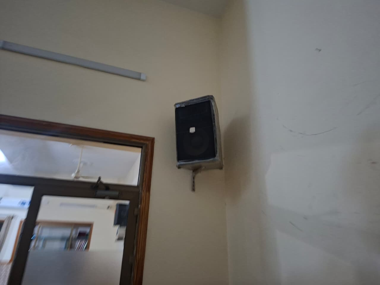 speaker.jpeg