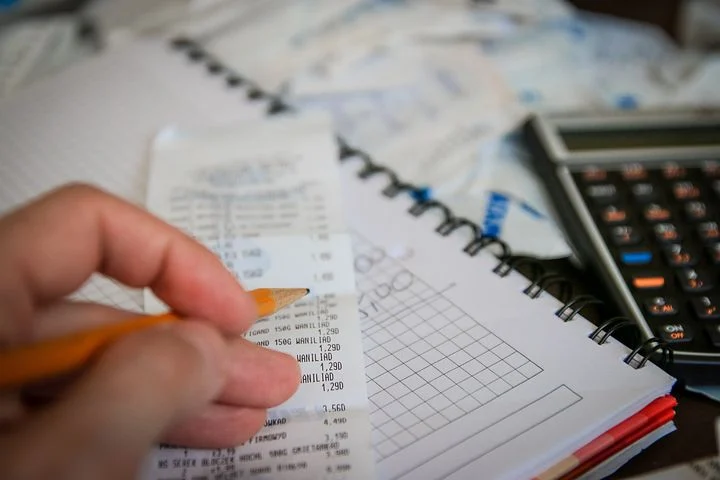 money-256312__480.webp