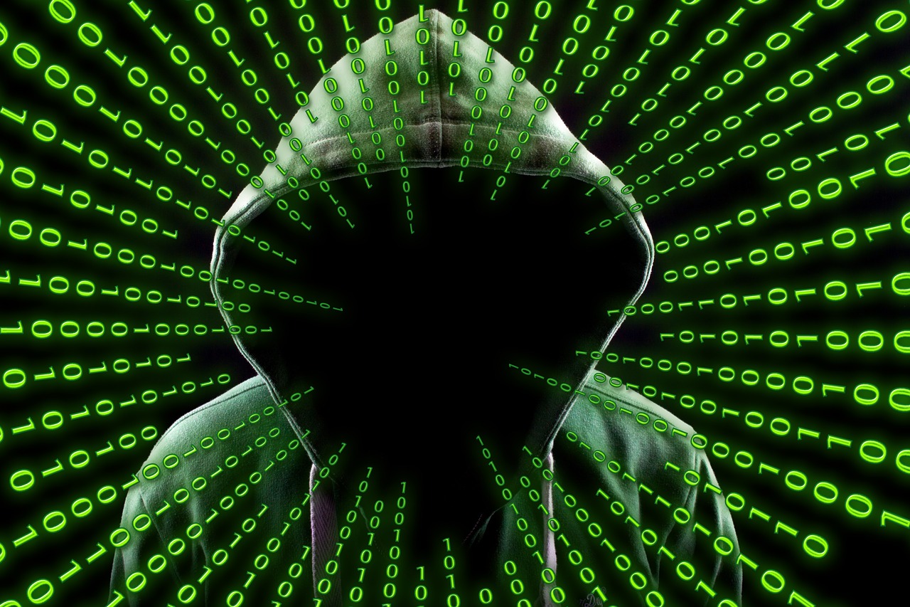 hacker-2883632_1280 (1).jpg