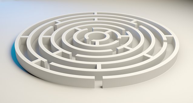 maze-1804496__340.jpg
