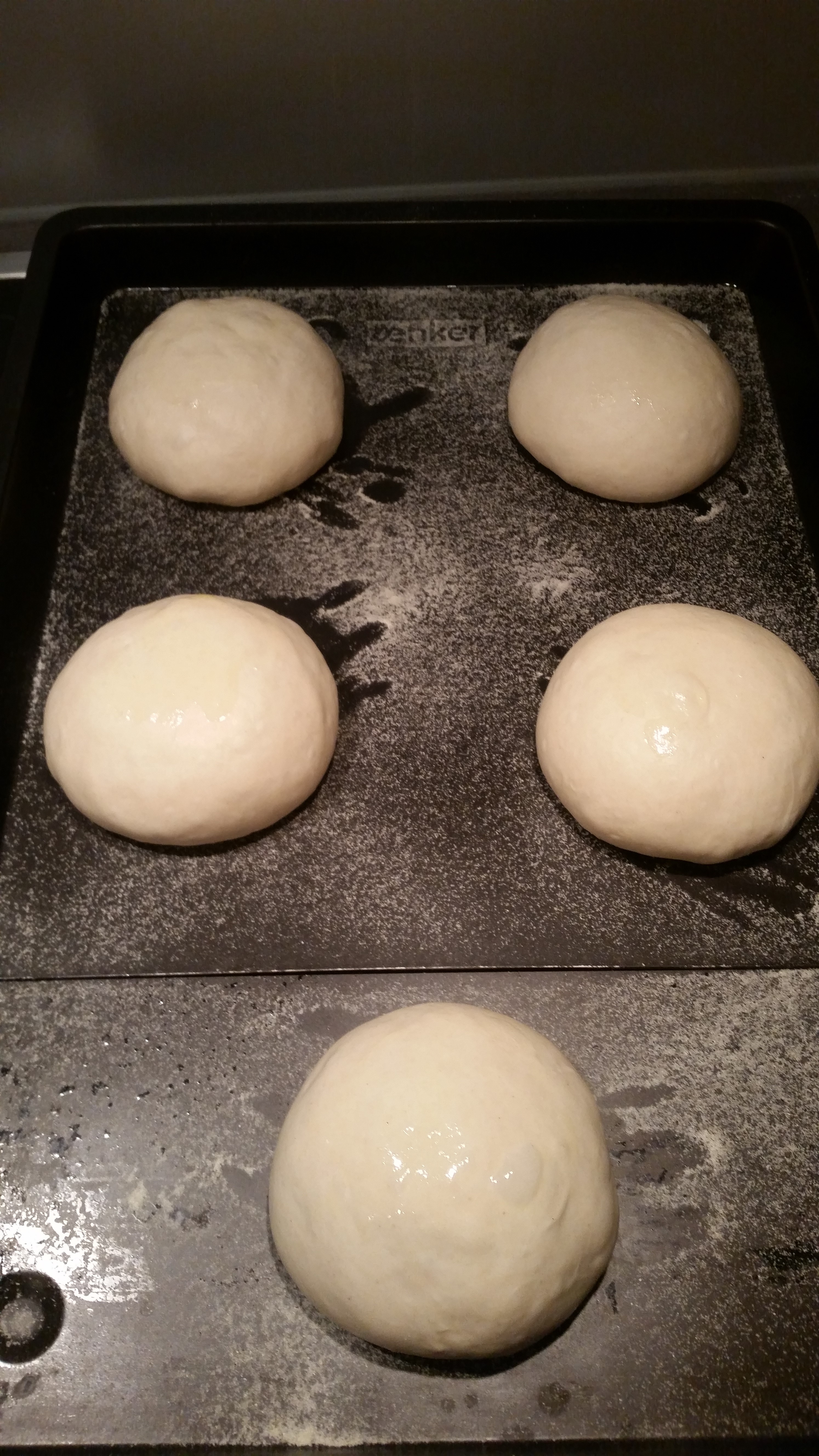 Pizza_dough_balls.jpg