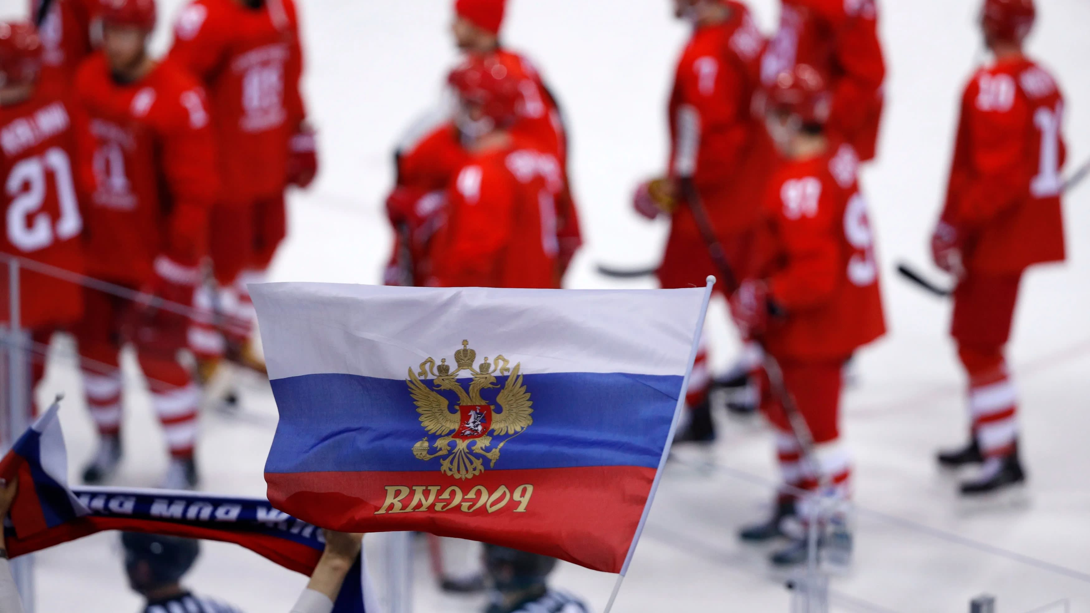 Флаг России хоккей. Россия Канада флаги. Russia is back
