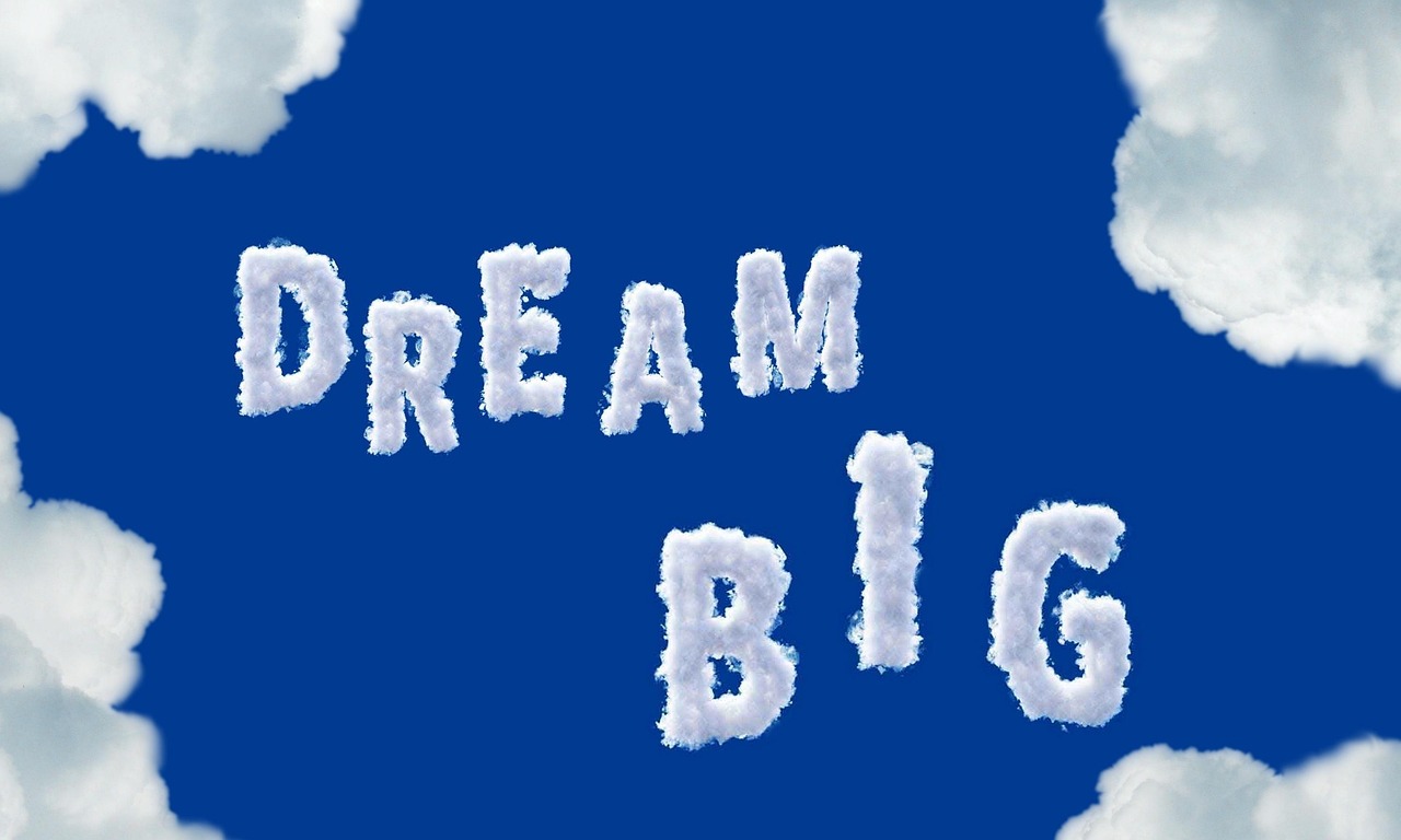 dream-big-5958626_1280 (1).jpg