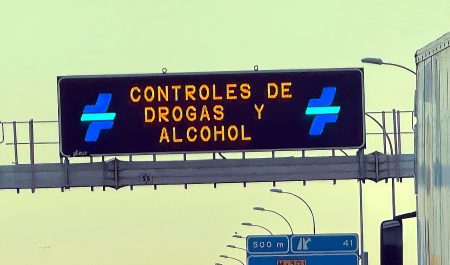 Panel-luminoso-alcohol-y-drogas-450x265.jpg