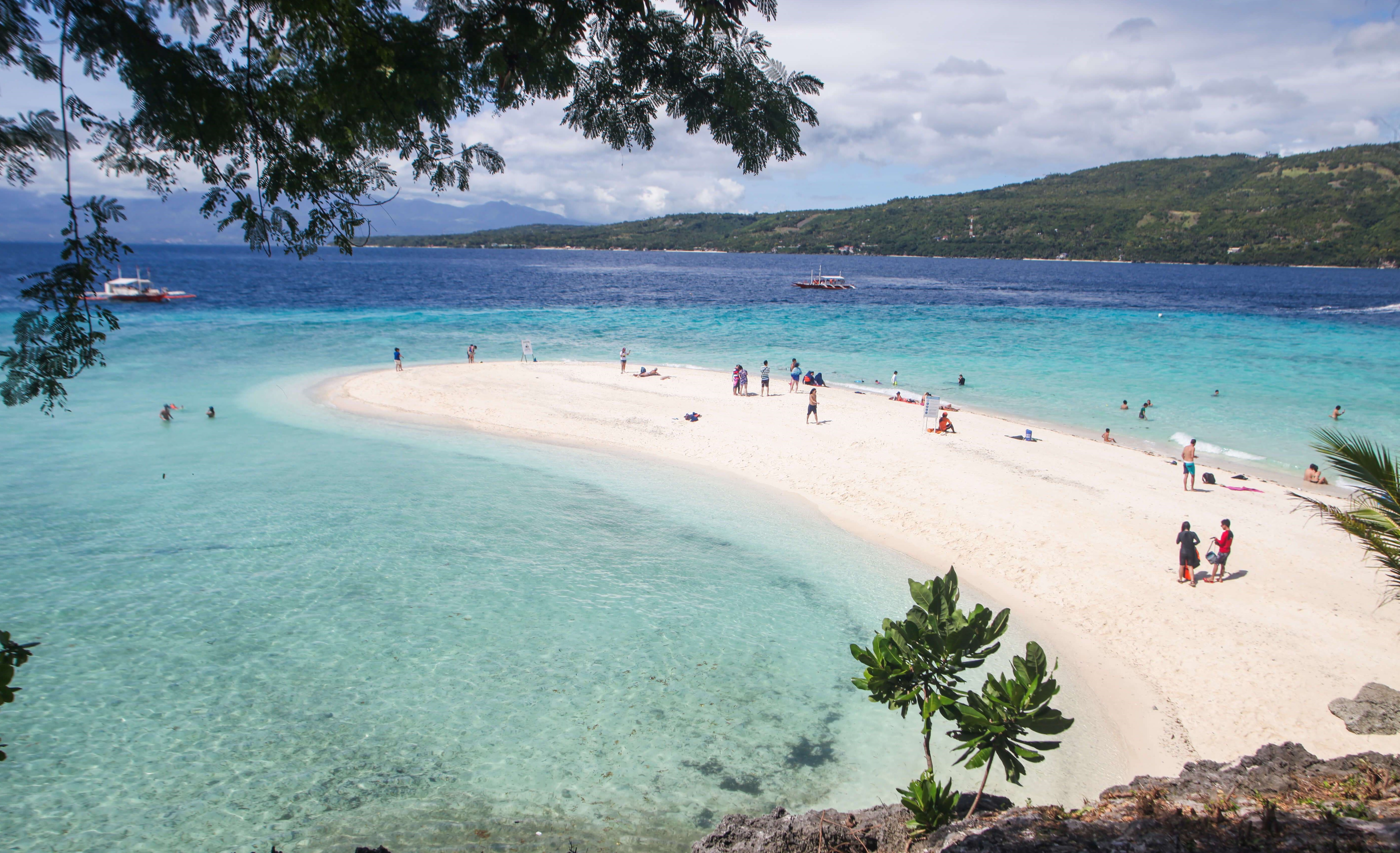 Sumilon-Island-January-2018.jpg