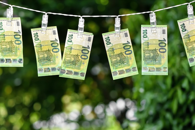 money-g816dccfc9_640.jpg