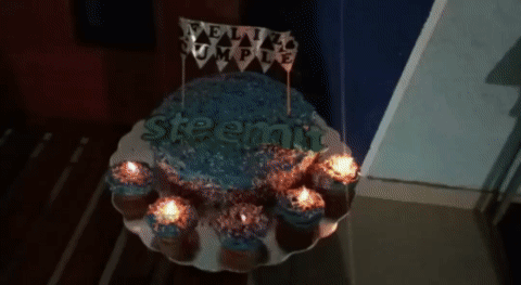 6cfaee3d-85eb-4bad-a2b4-56dff76d2d74.gif